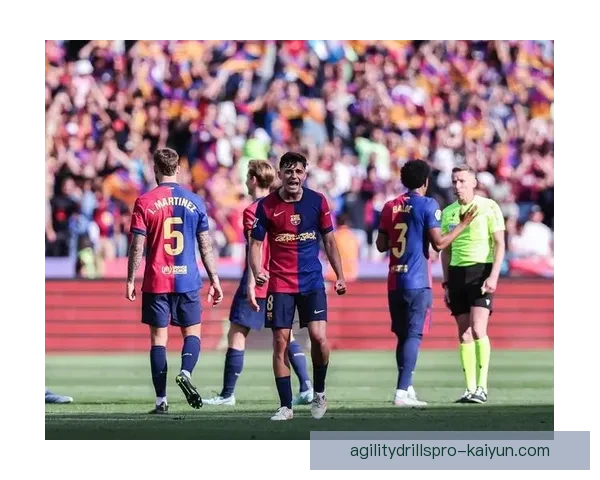 佩德里转会沙特联赛引发热议 巴萨小将未来备受关注