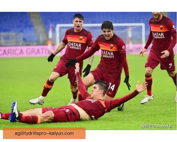 马伦展现惊人进攻创造力，助力球队逆转胜利状态回暖。