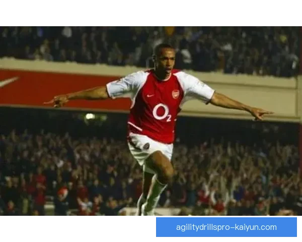 亨利技术全面性引发球迷关注，助推战术灵活性提升